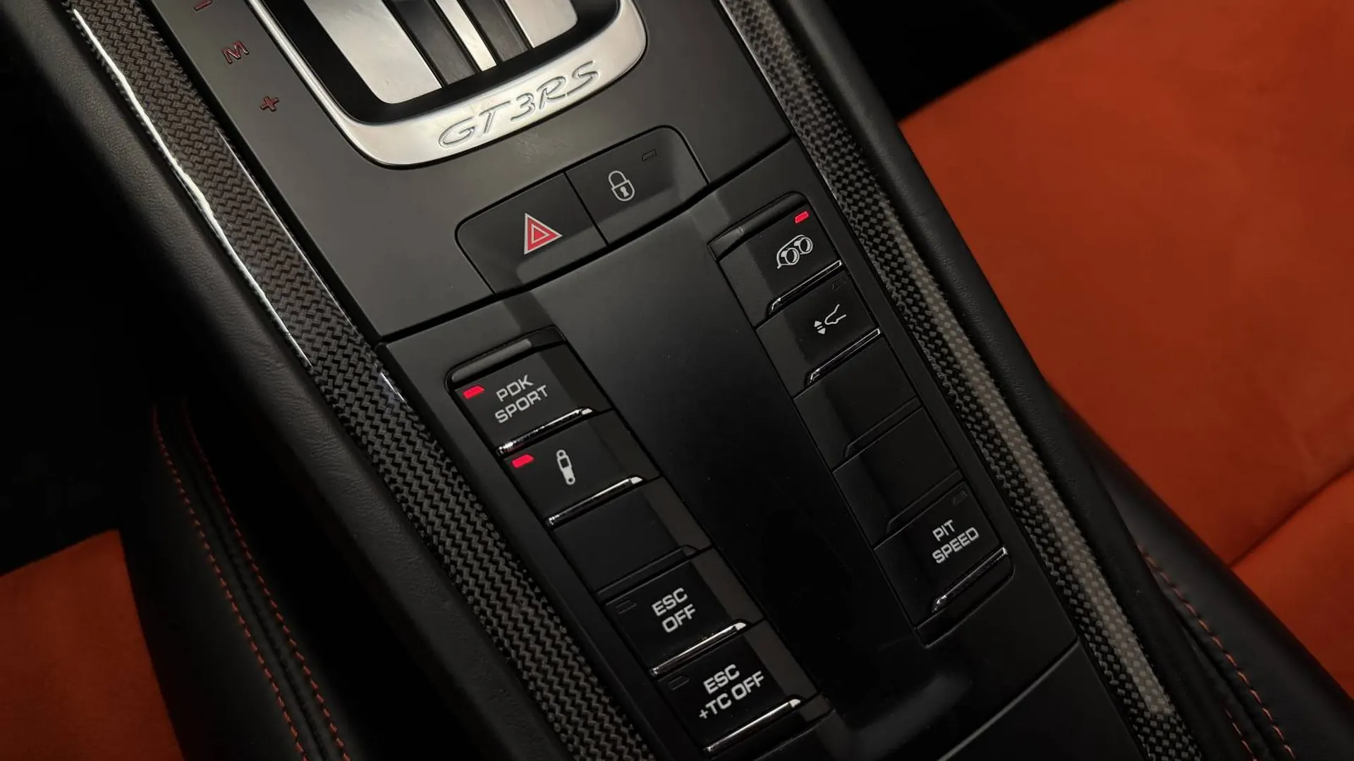 Porsche 911 — photo 9