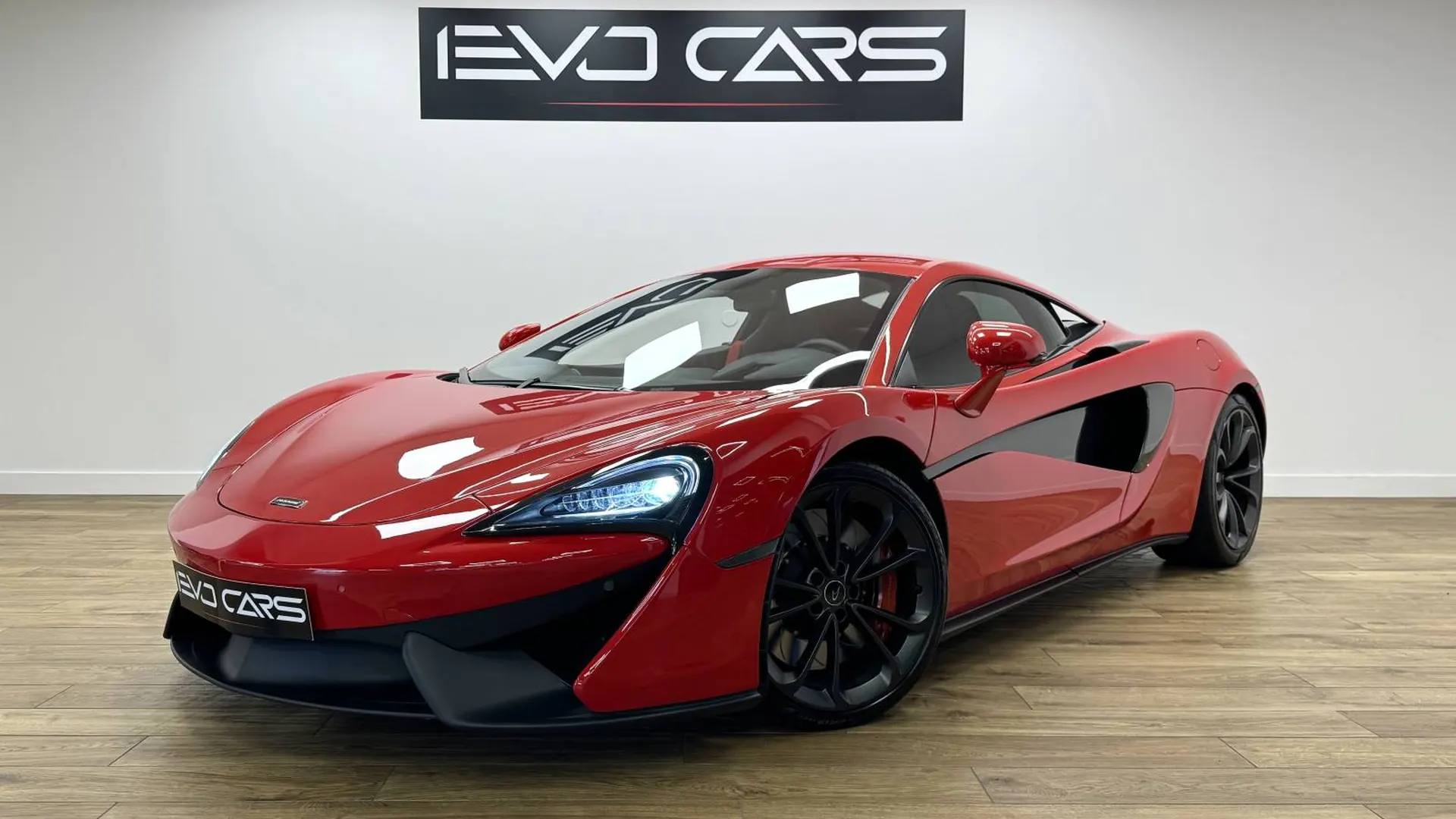 McLaren 540c — photo 2