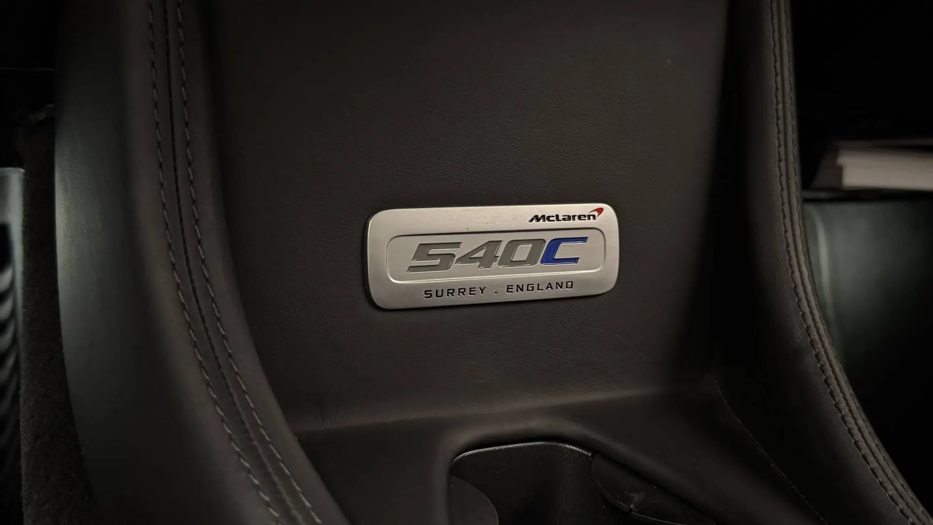 McLaren 540c — photo 8