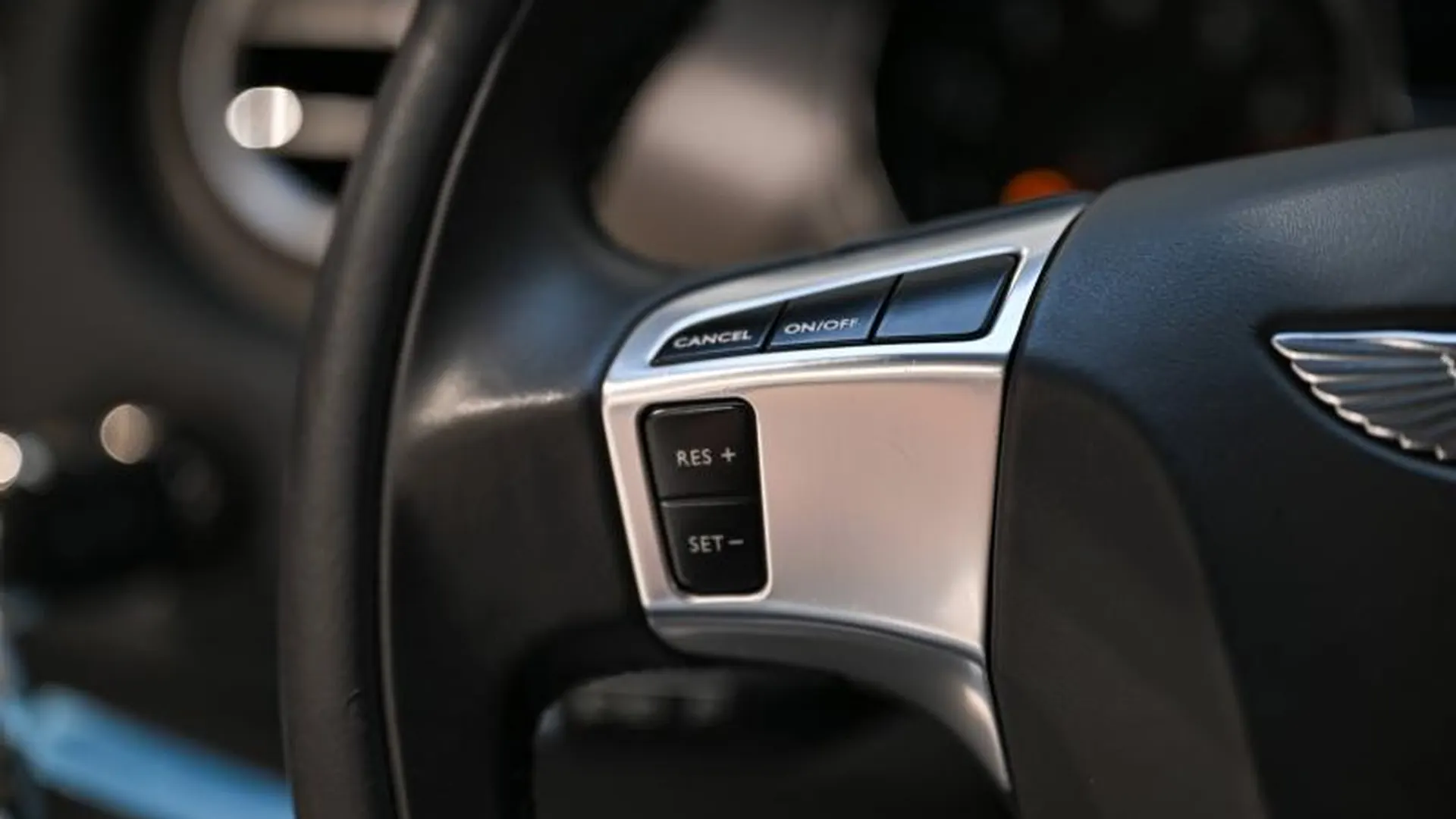 Bentley Continental GT — photo 27