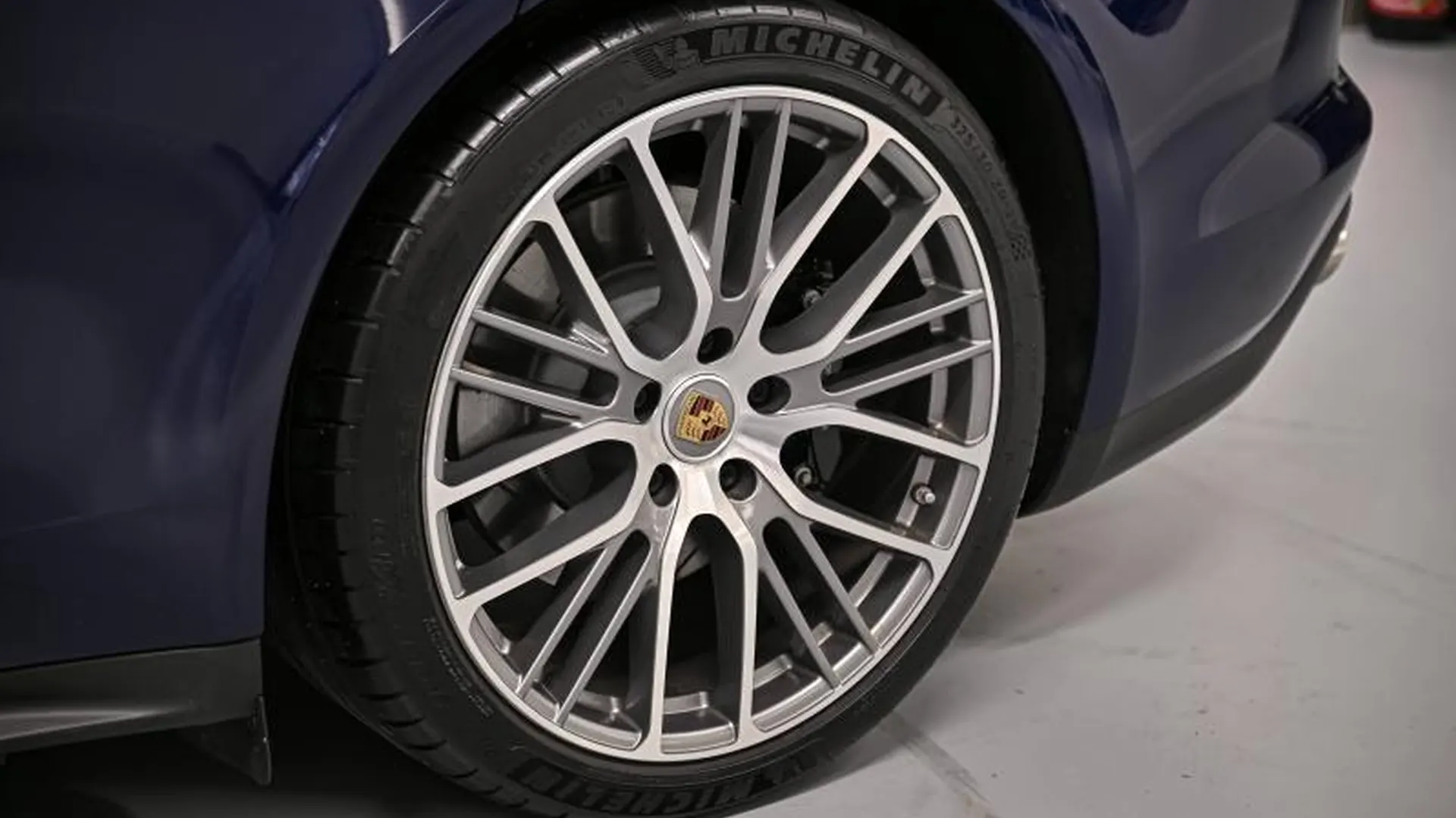 Porsche Panamera Spt Turismo — photo 8