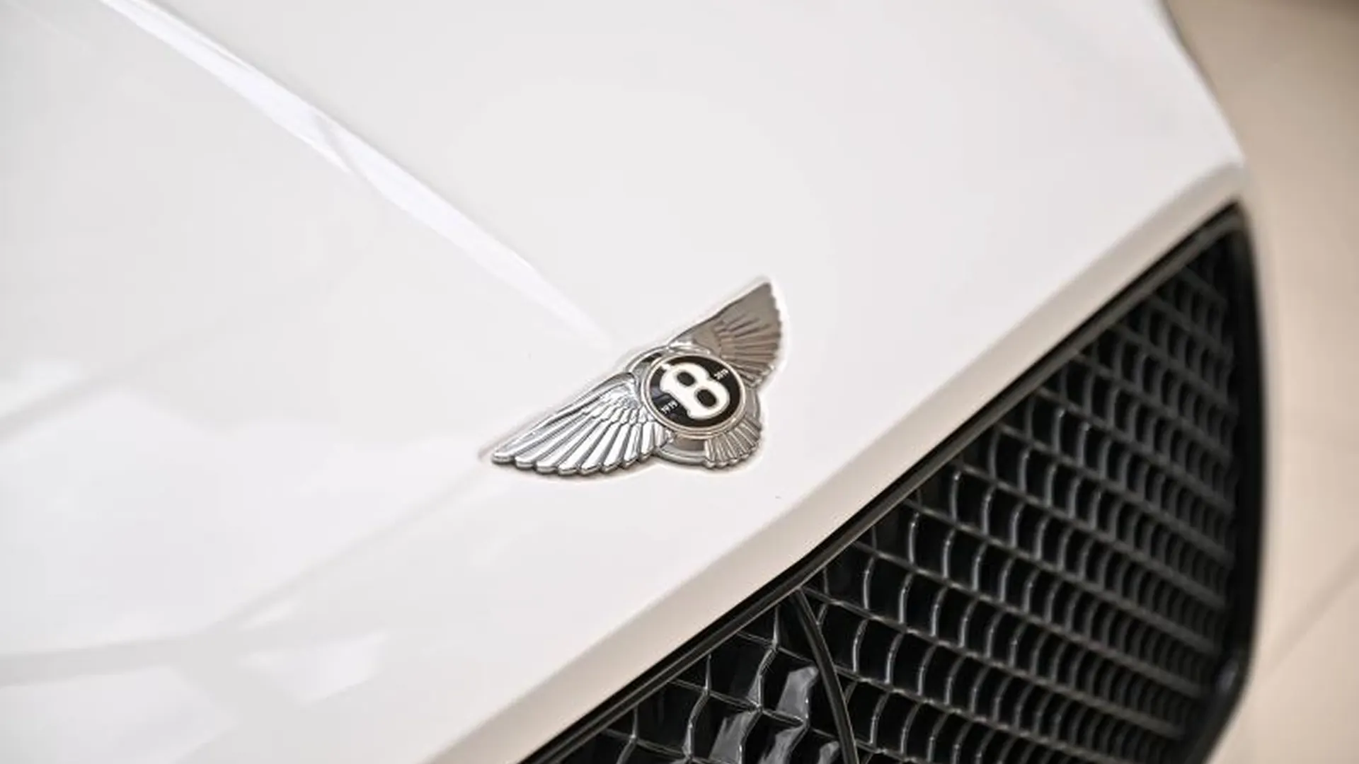 Bentley Continental GT — photo 22
