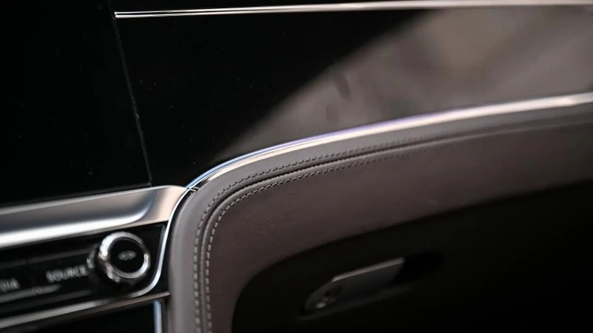 Bentley Continental GT — photo 34