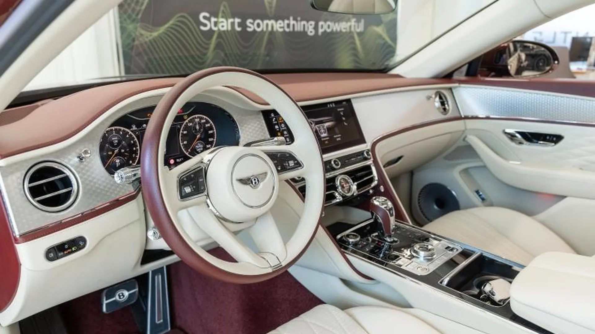 Bentley Flying Spur — photo 14