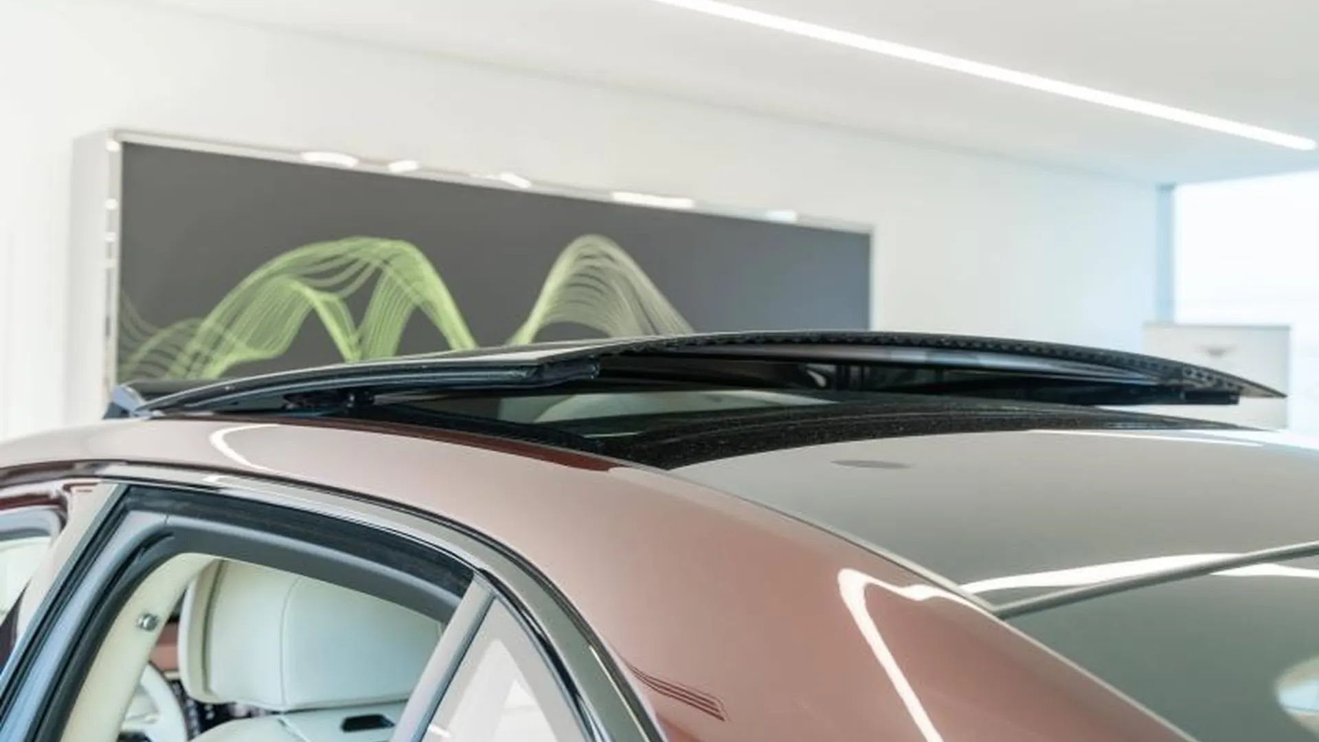 Bentley Flying Spur — photo 12