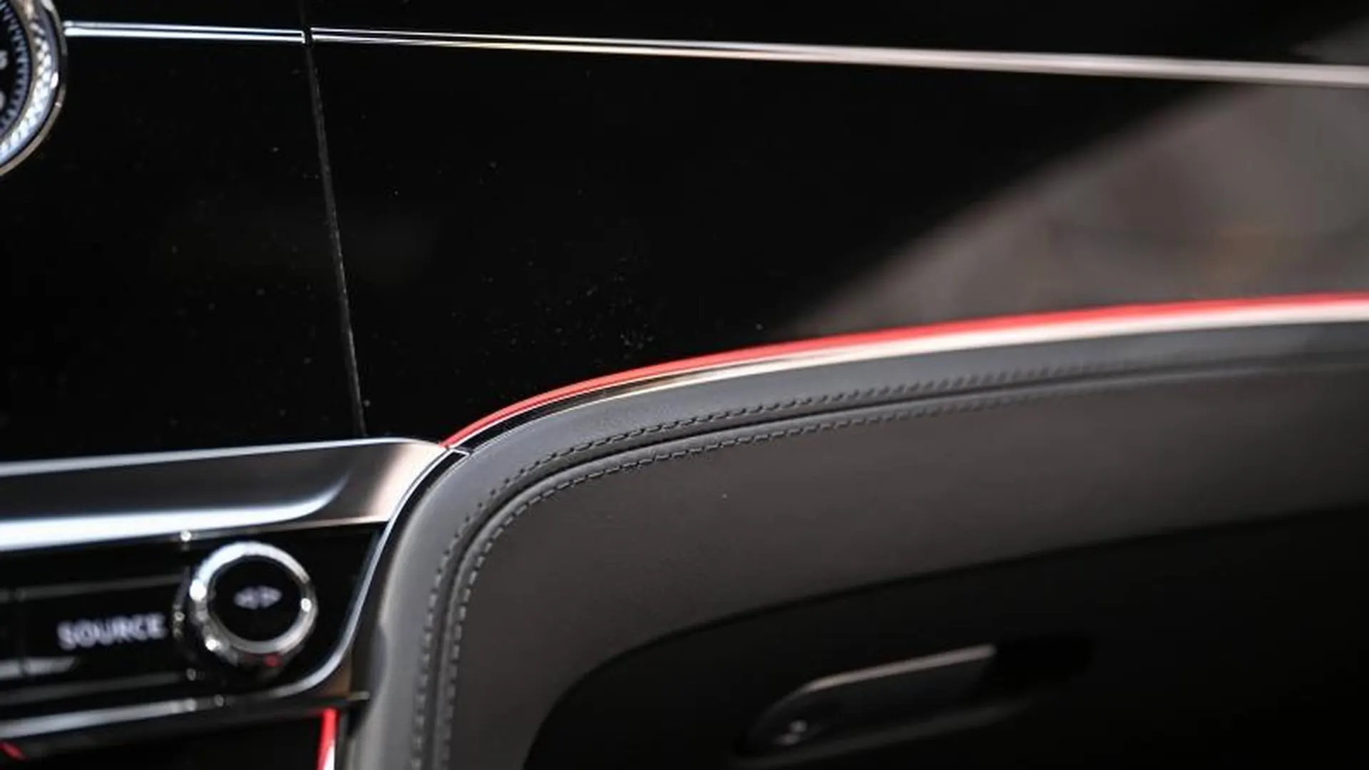 Bentley Continental GT — photo 38