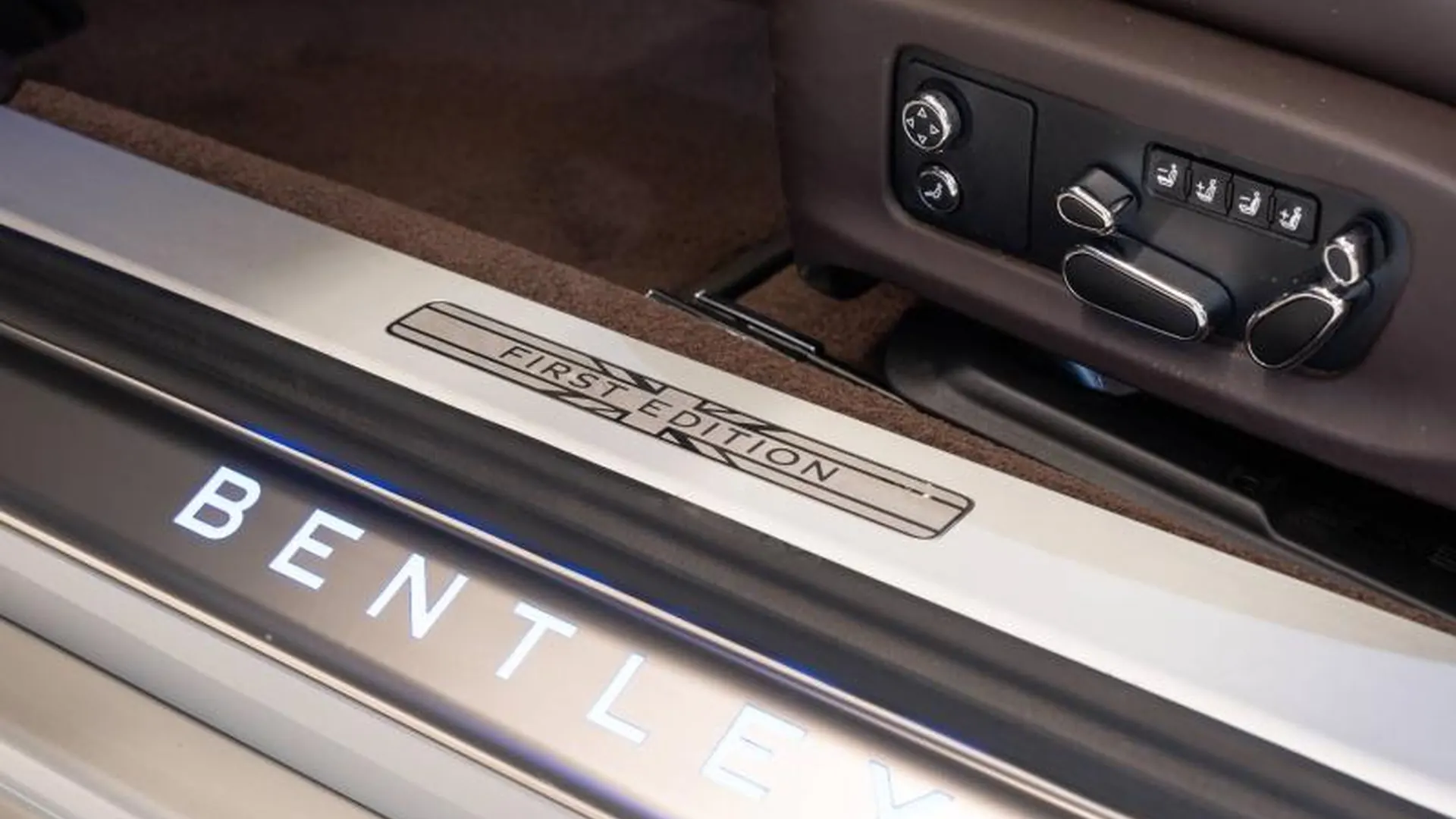 Bentley Continental GT — photo 15