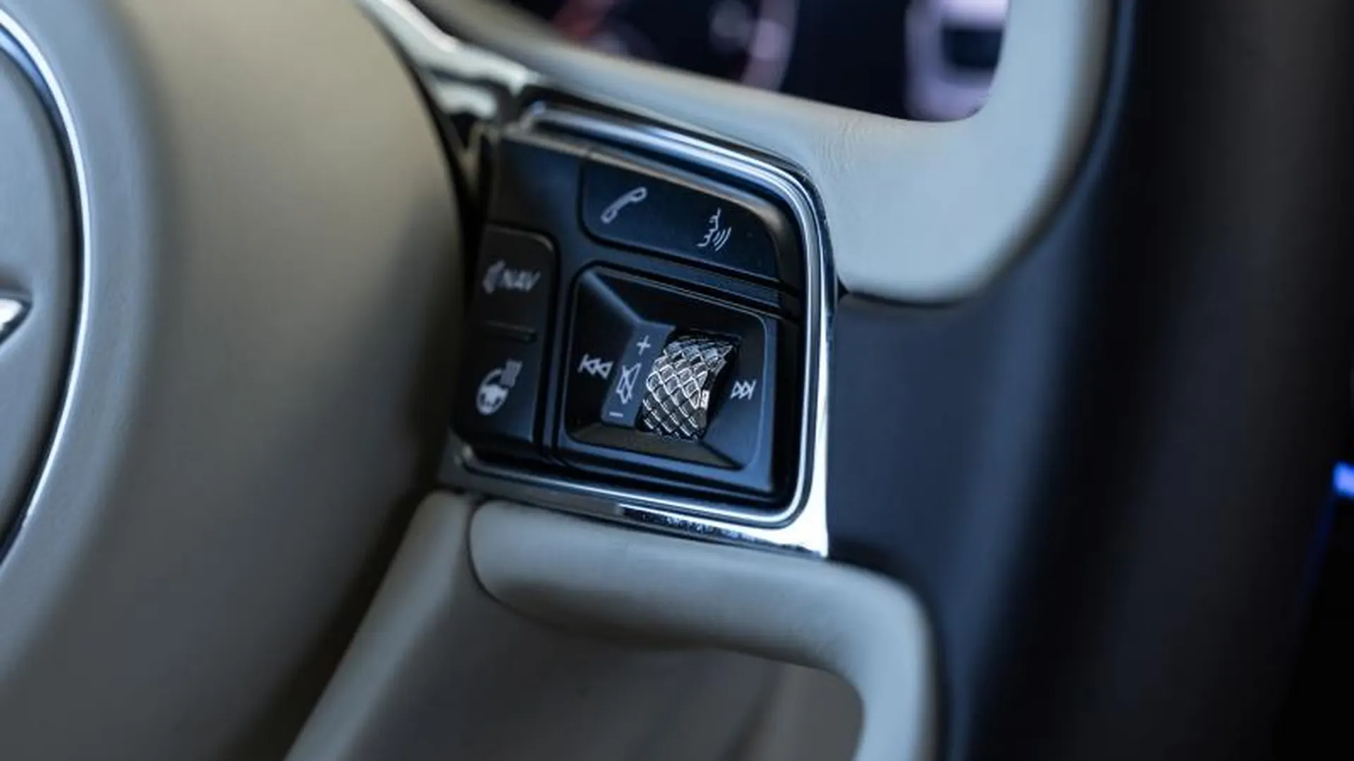 Bentley Continental GT — photo 34