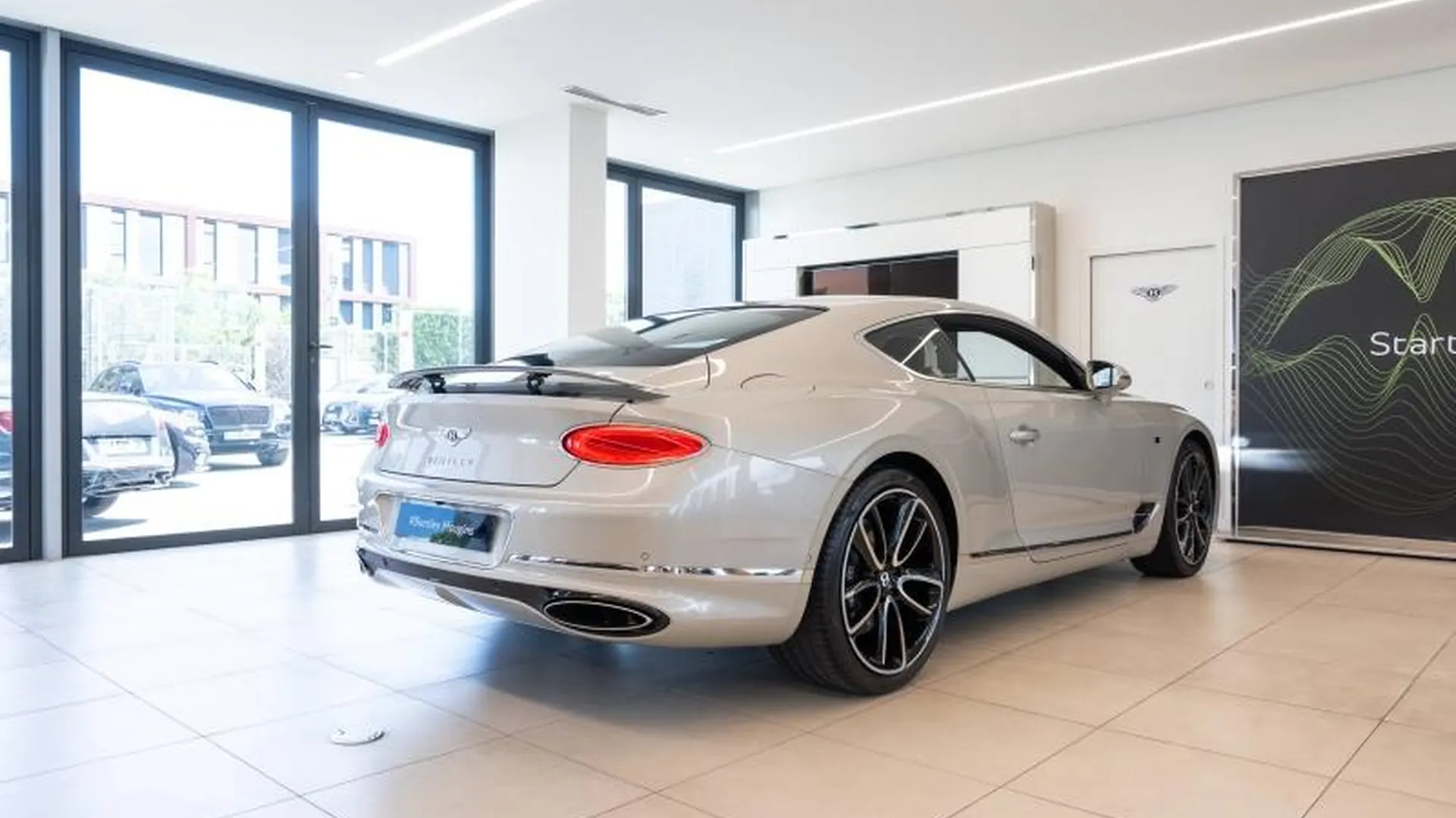 Bentley Continental GT — photo 6