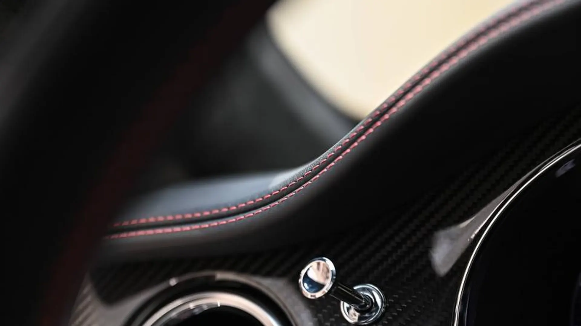 Bentley Flying Spur — photo 49