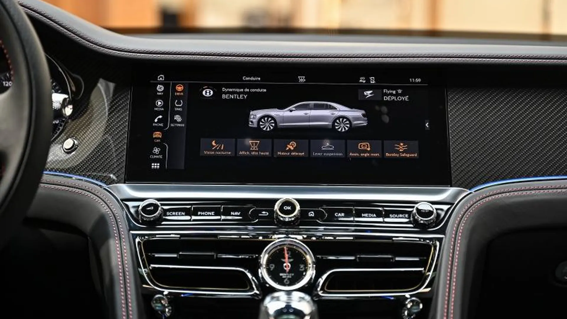 Bentley Flying Spur — photo 28