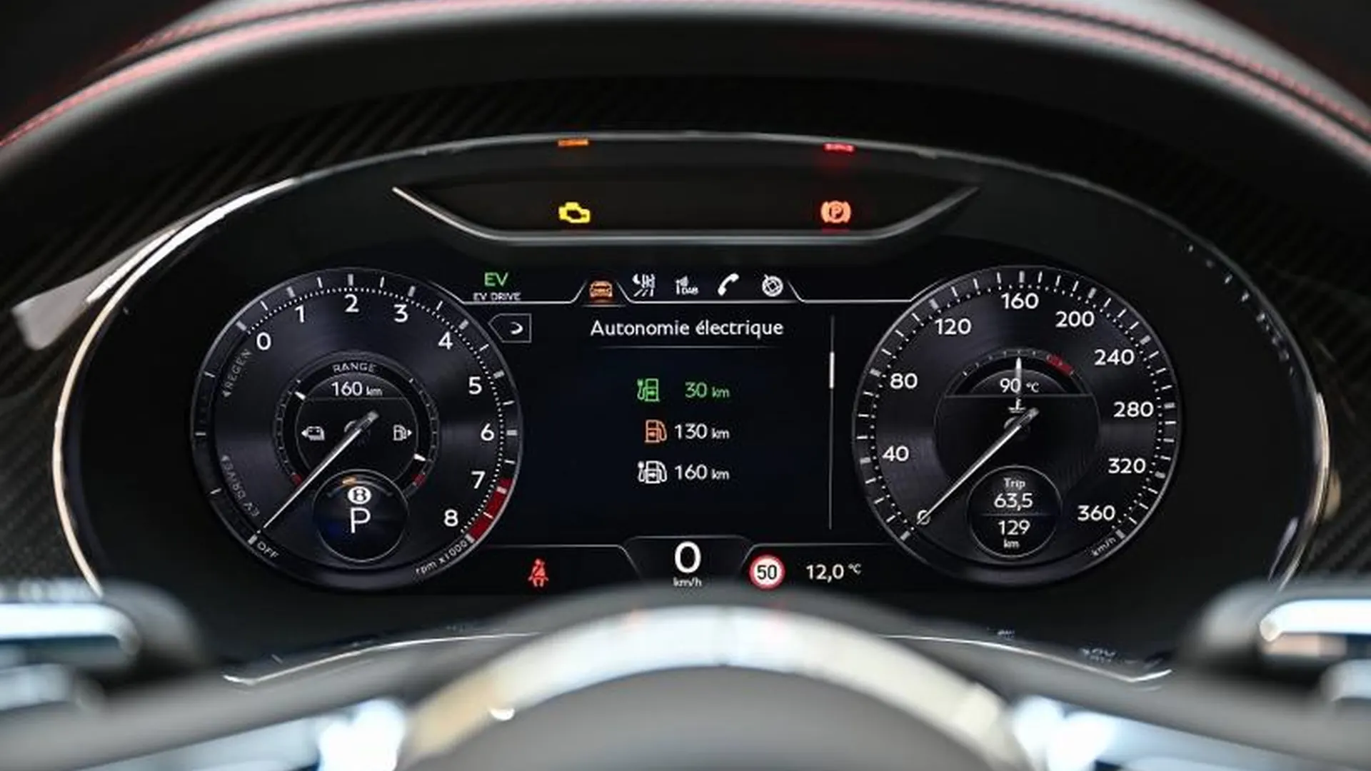 Bentley Flying Spur — photo 35