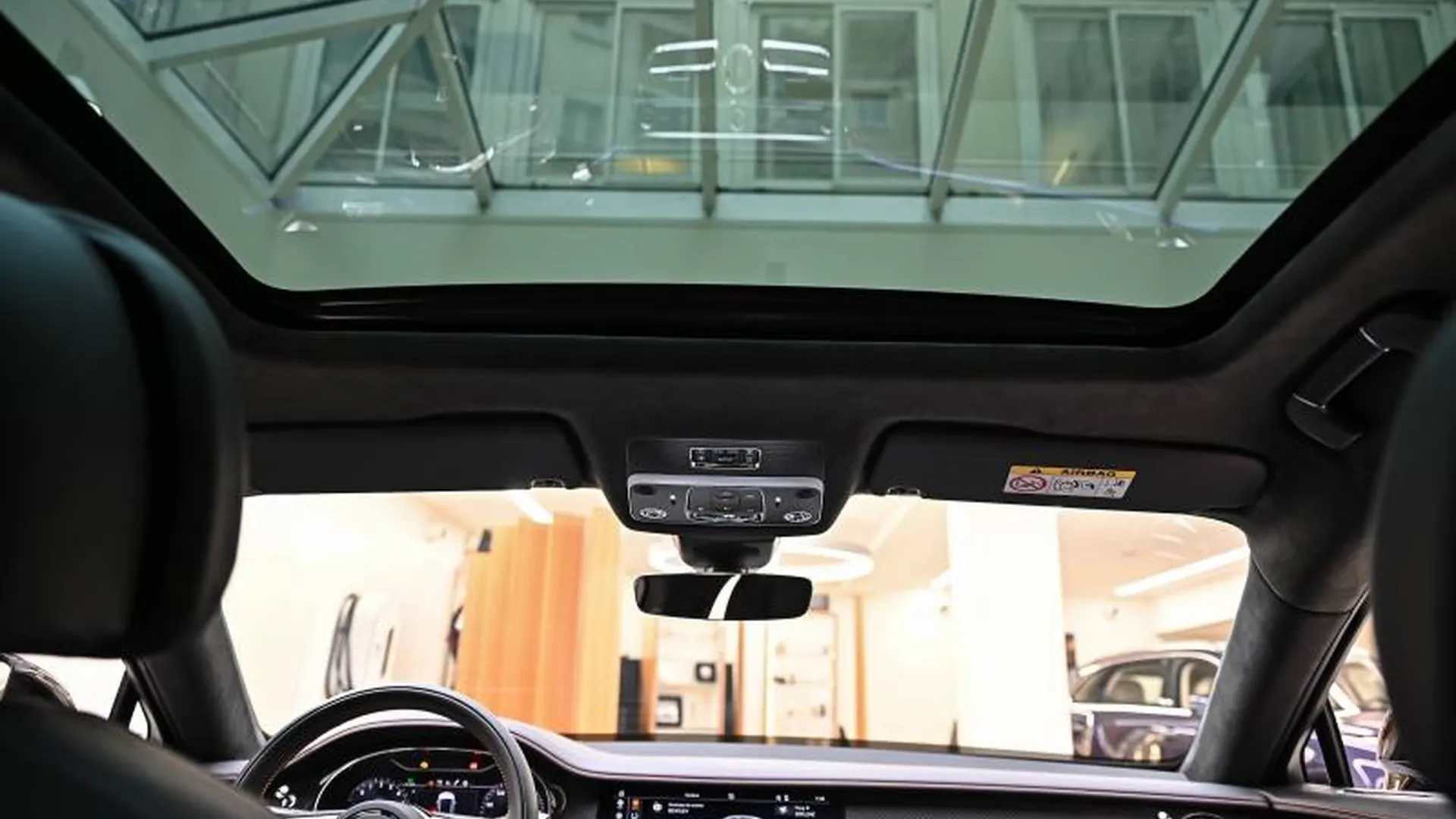 Bentley Flying Spur — photo 24