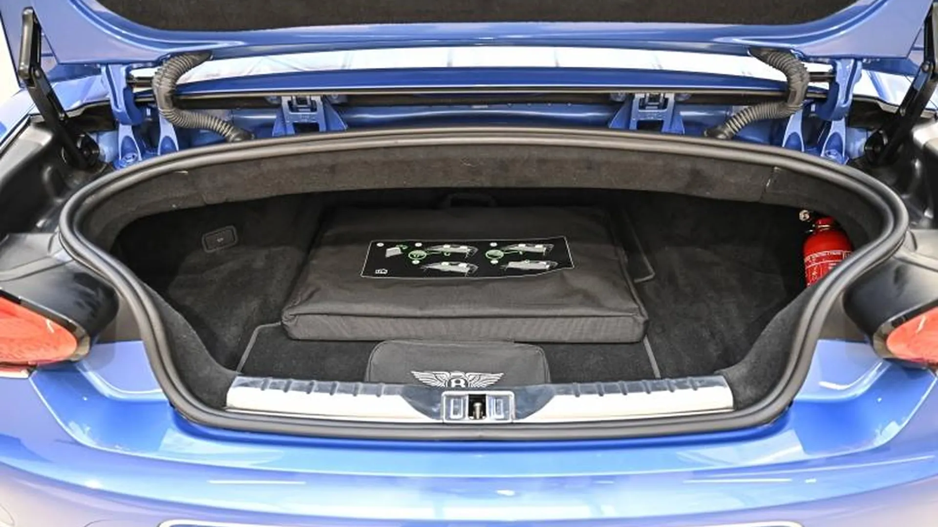 Bentley Continental GTC — photo 42