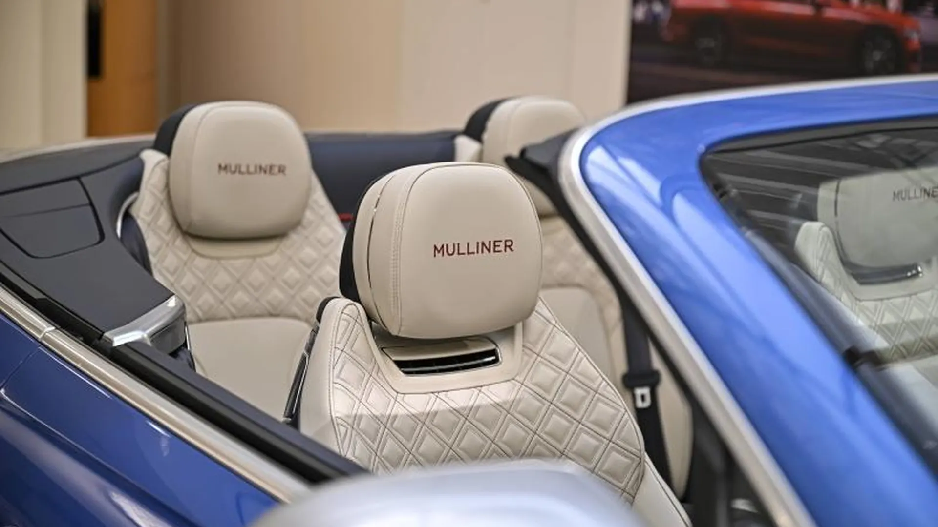 Bentley Continental GTC — photo 17