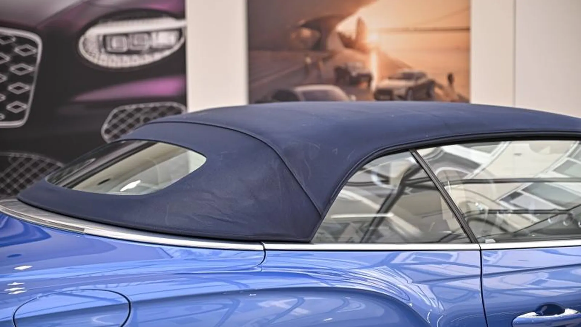 Bentley Continental GTC — photo 15