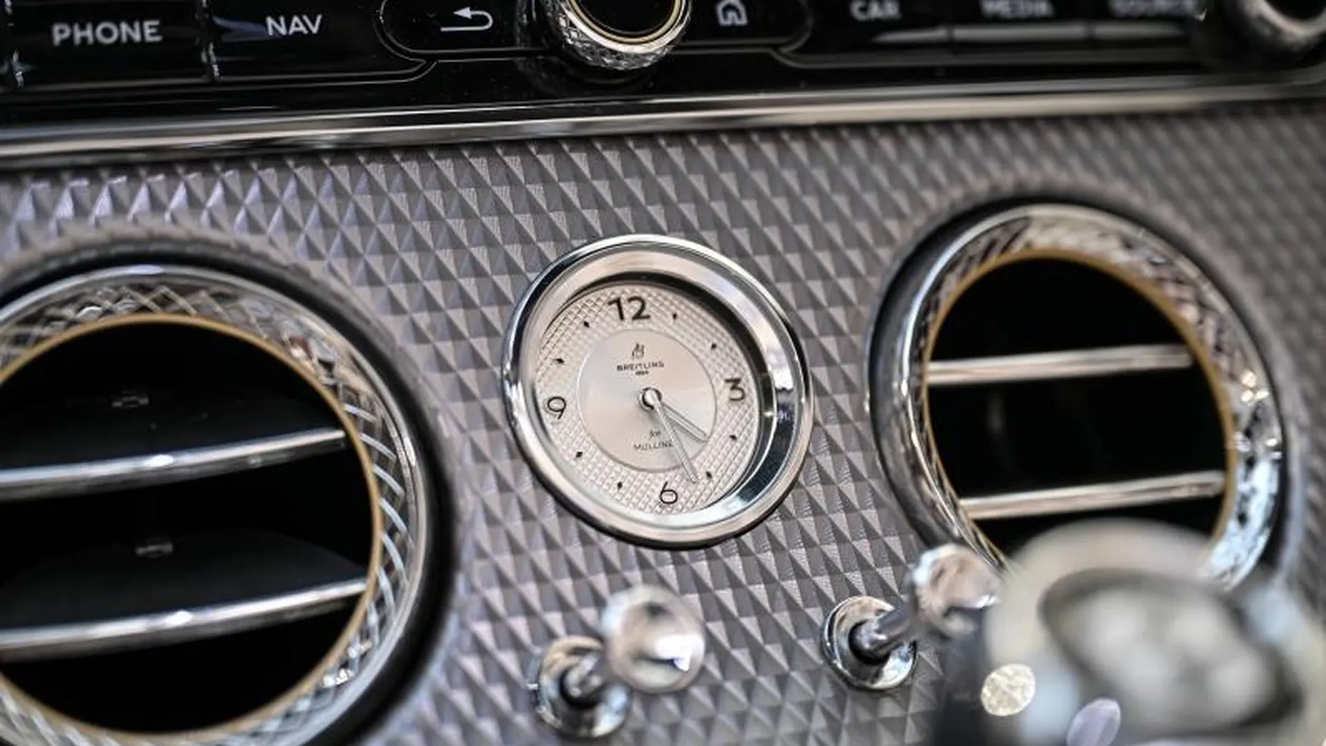 Bentley Continental GTC — photo 34