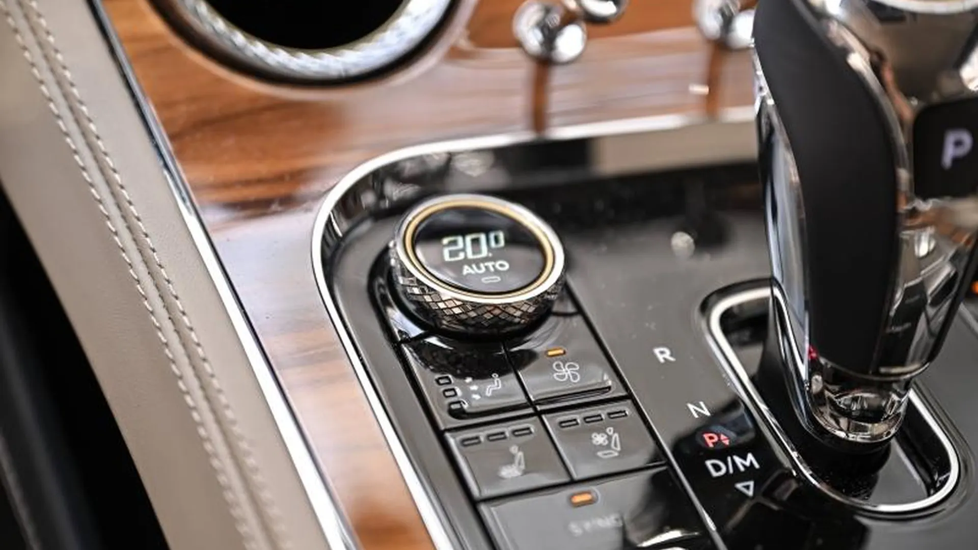 Bentley Continental — photo 34