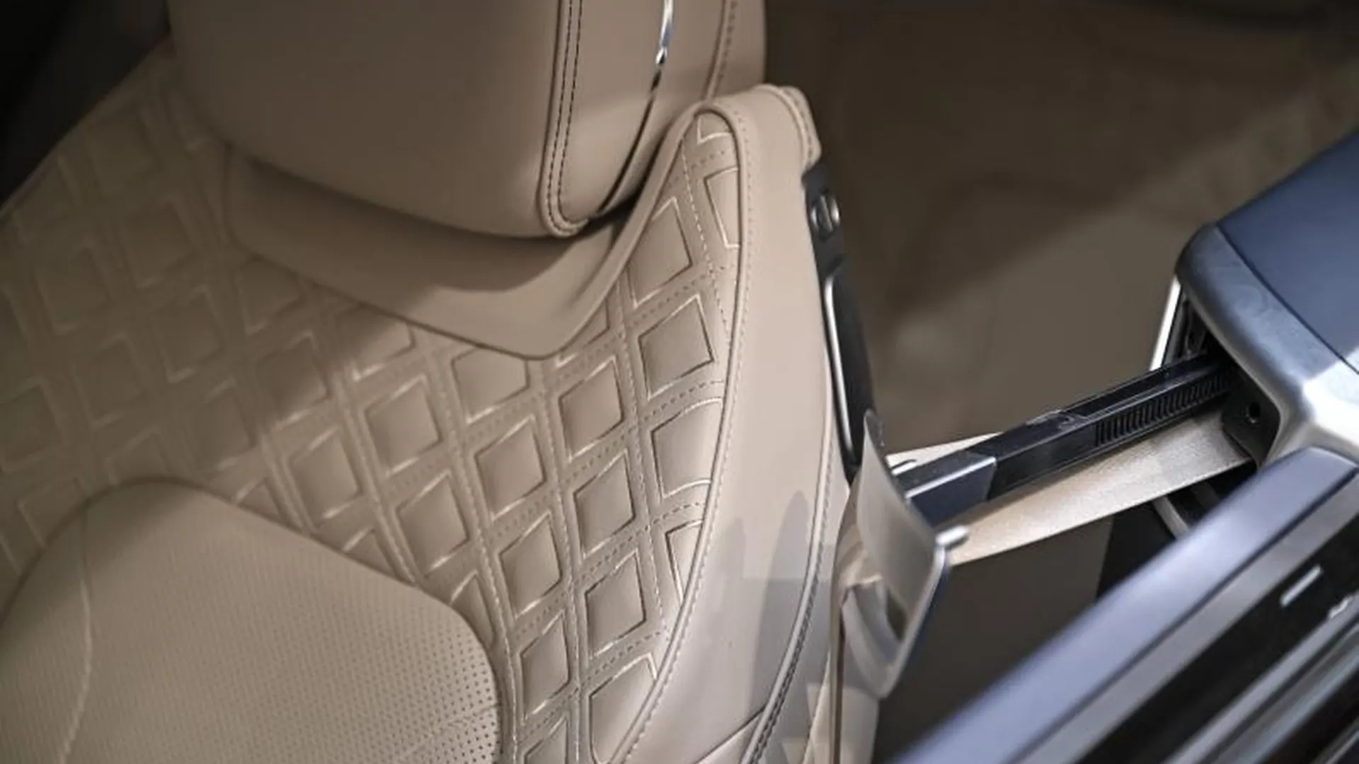 Bentley Continental — photo 18