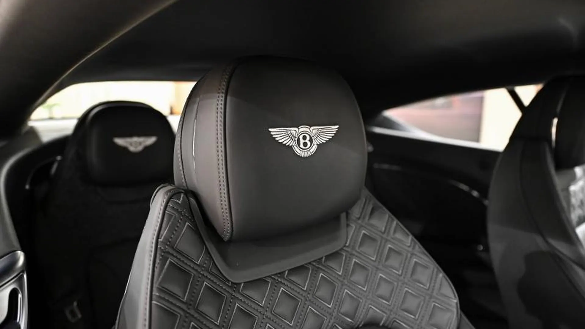 Bentley Continental — photo 12