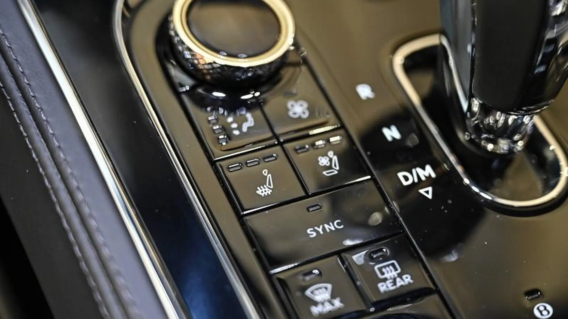 Bentley Continental — photo 34