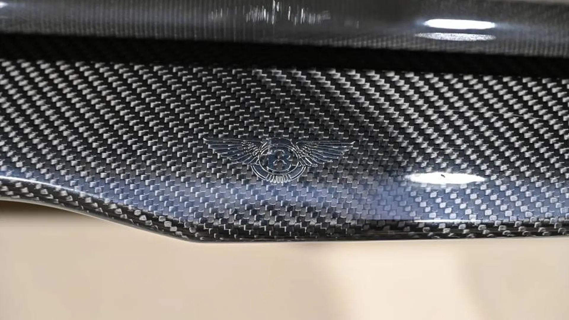 Bentley Continental — photo 41