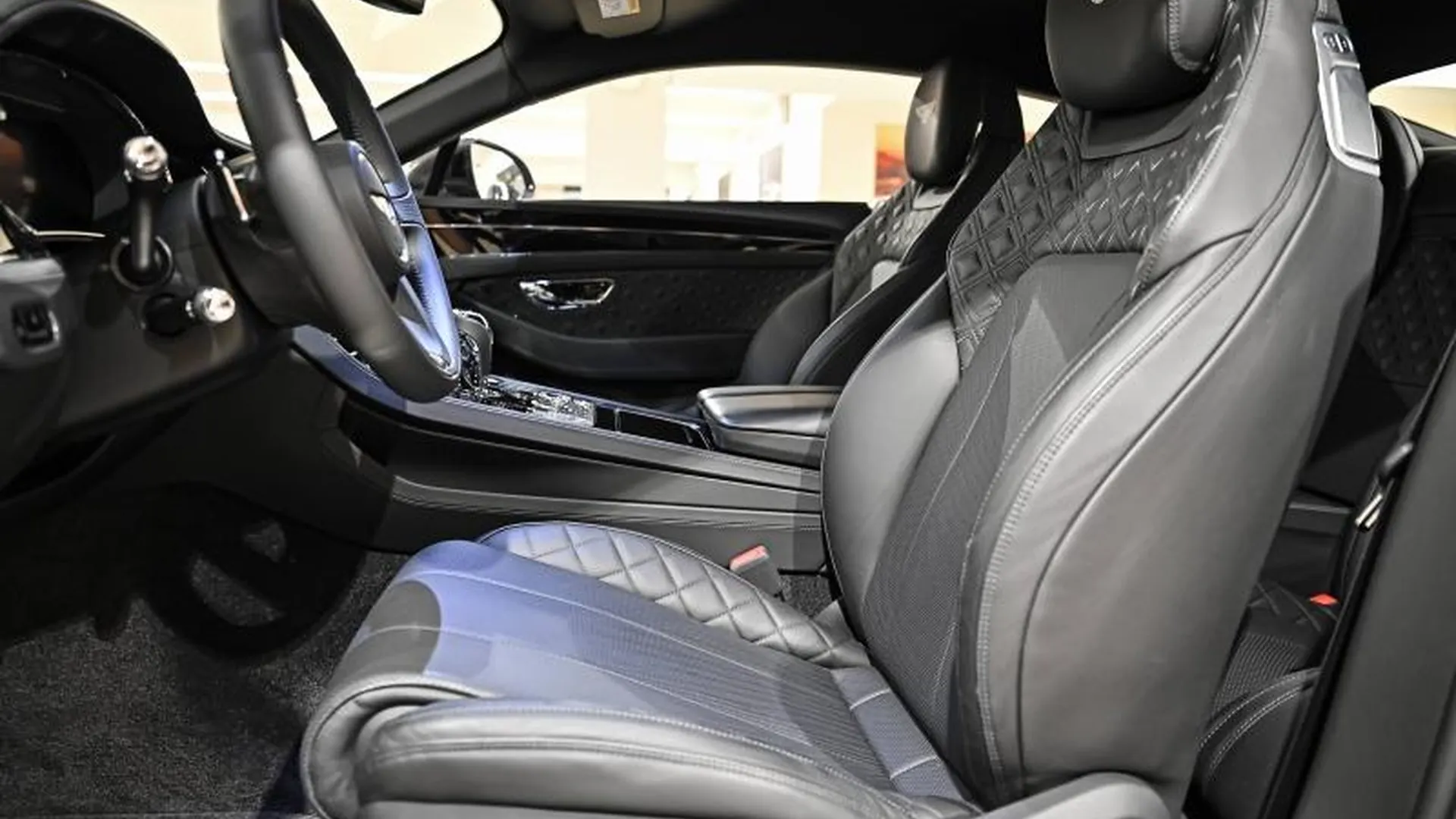 Bentley Continental — photo 20
