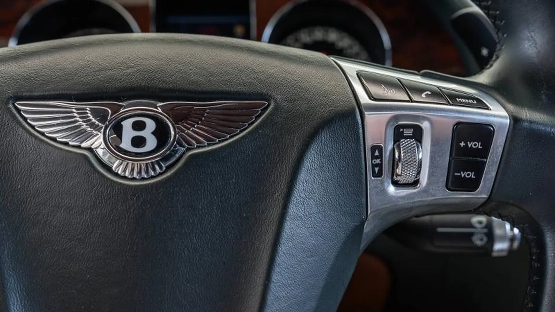Bentley Continental — photo 21