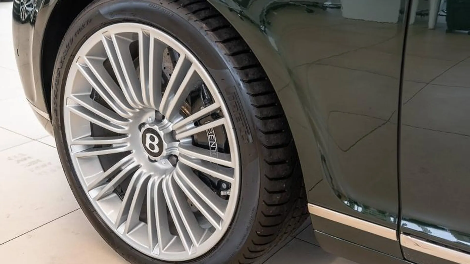 Bentley Continental — photo 13