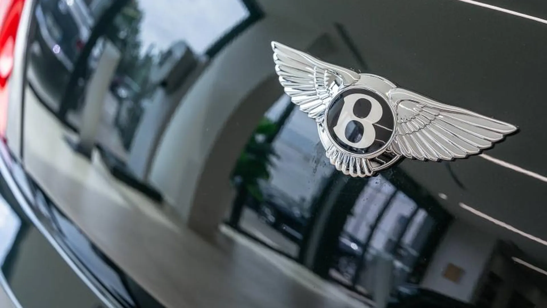 Bentley Continental — photo 32