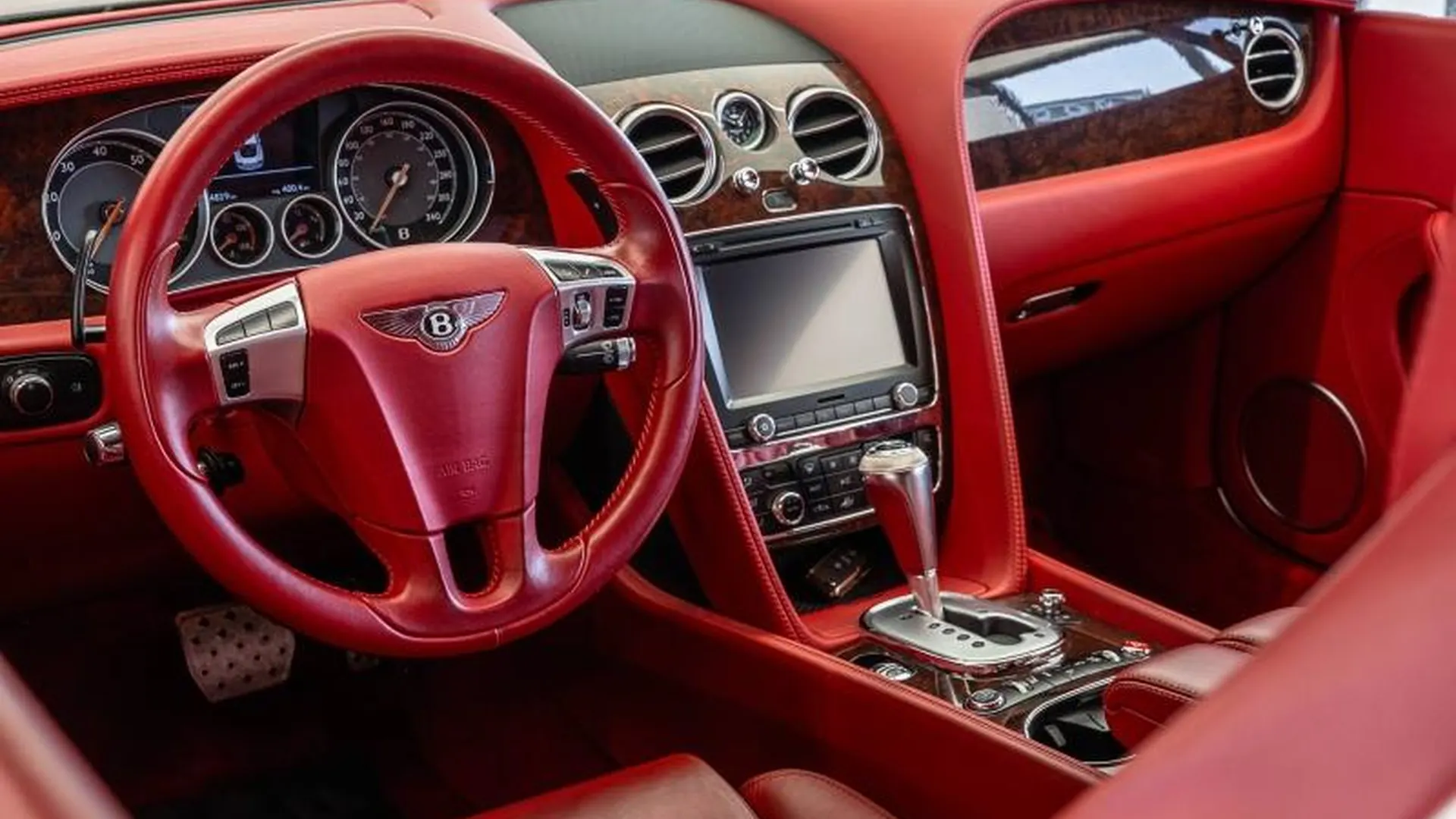 Bentley Continental — photo 11