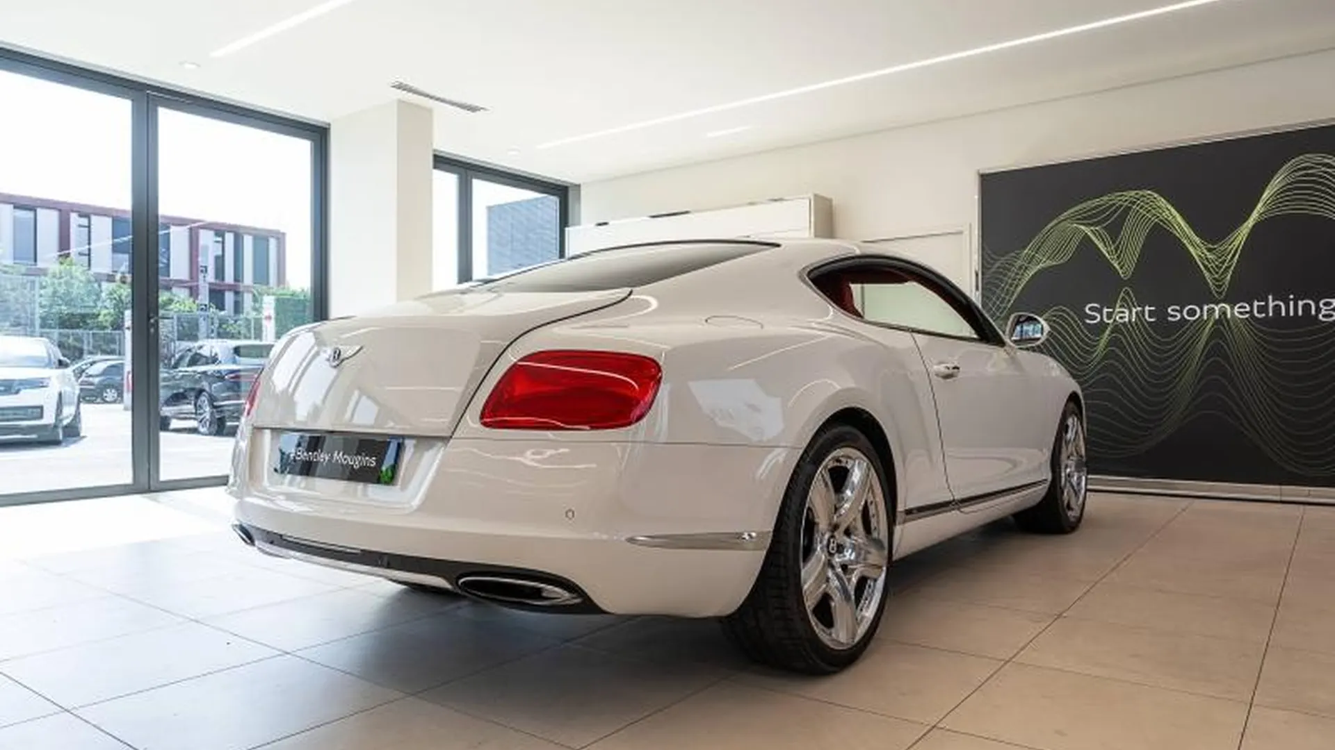 Bentley Continental — photo 2
