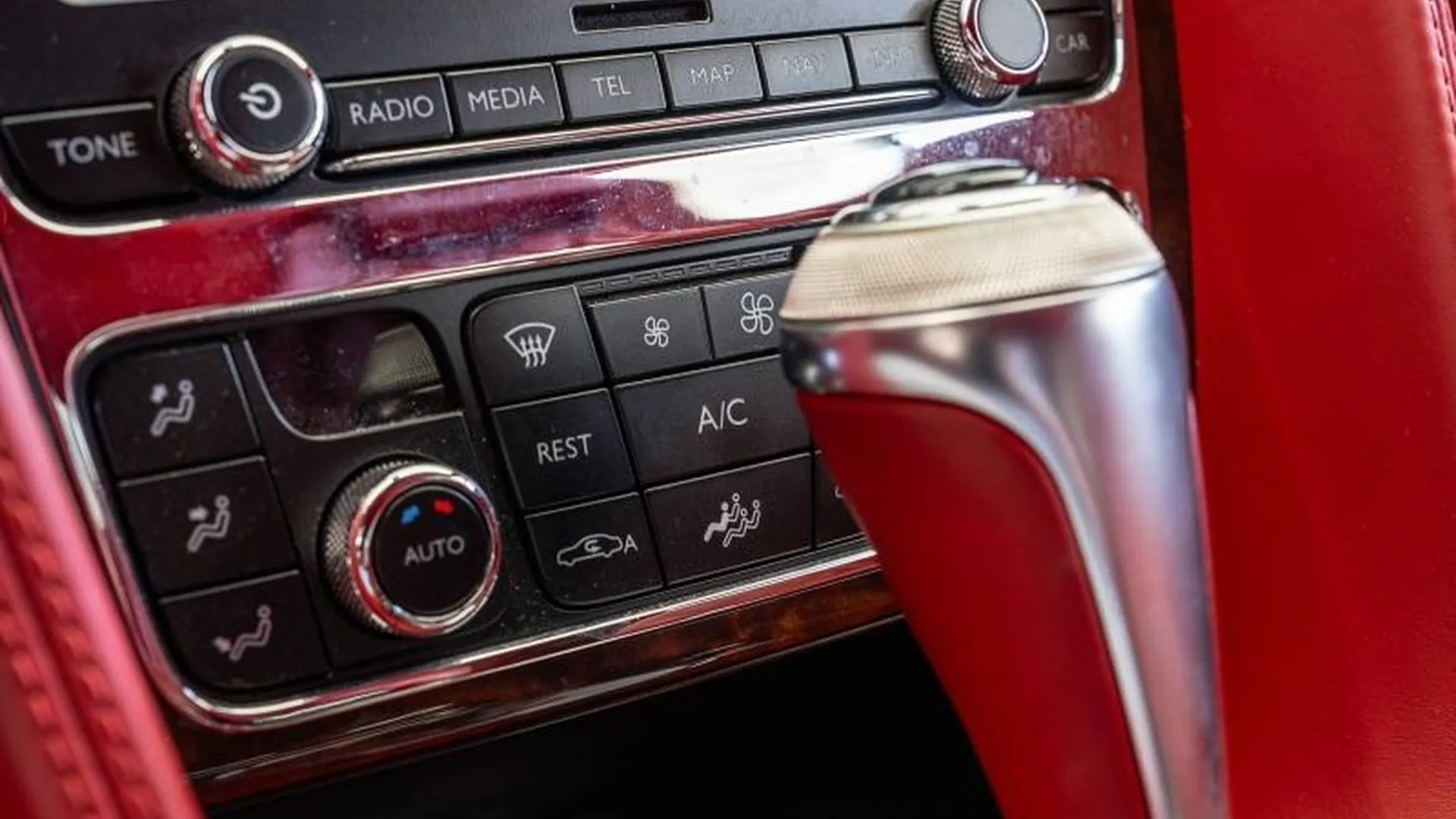 Bentley Continental — photo 27