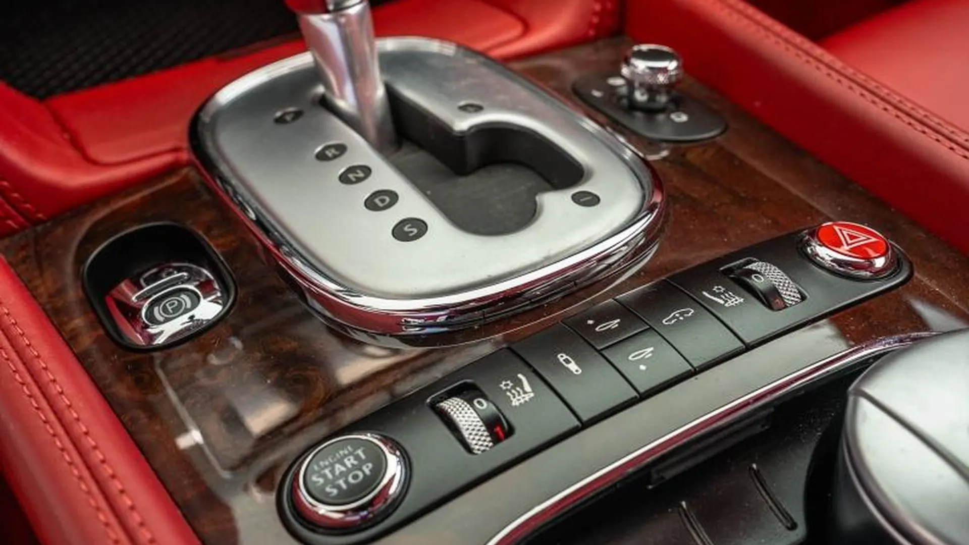 Bentley Continental — photo 28