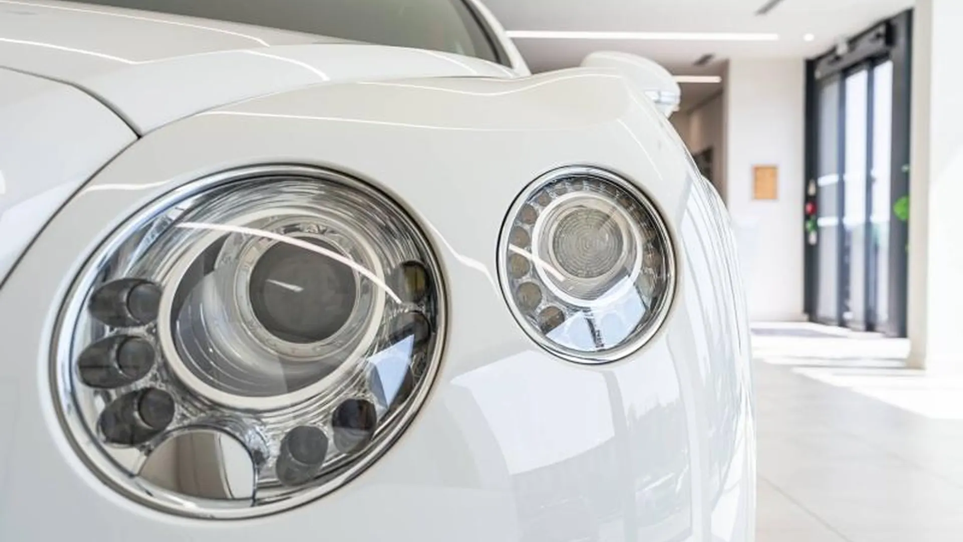Bentley Continental — photo 7