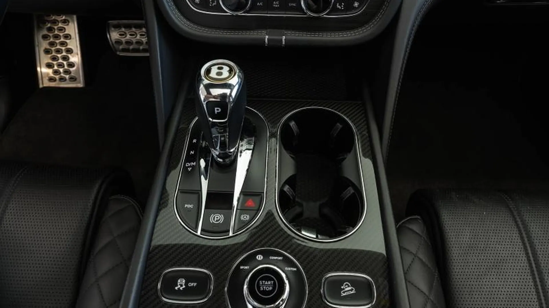 Bentley Bentayga — photo 28