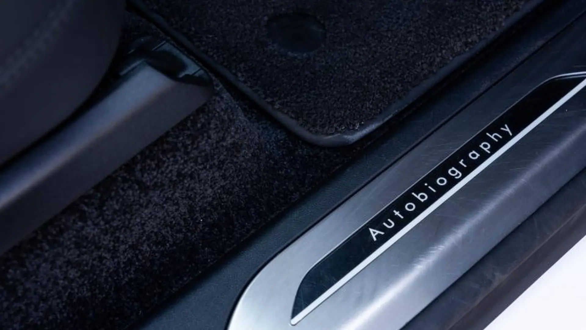 Land Rover Range Rover — photo 32
