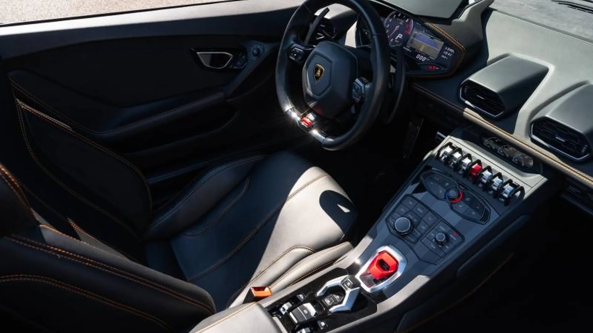 Lamborghini Huracan — photo 24