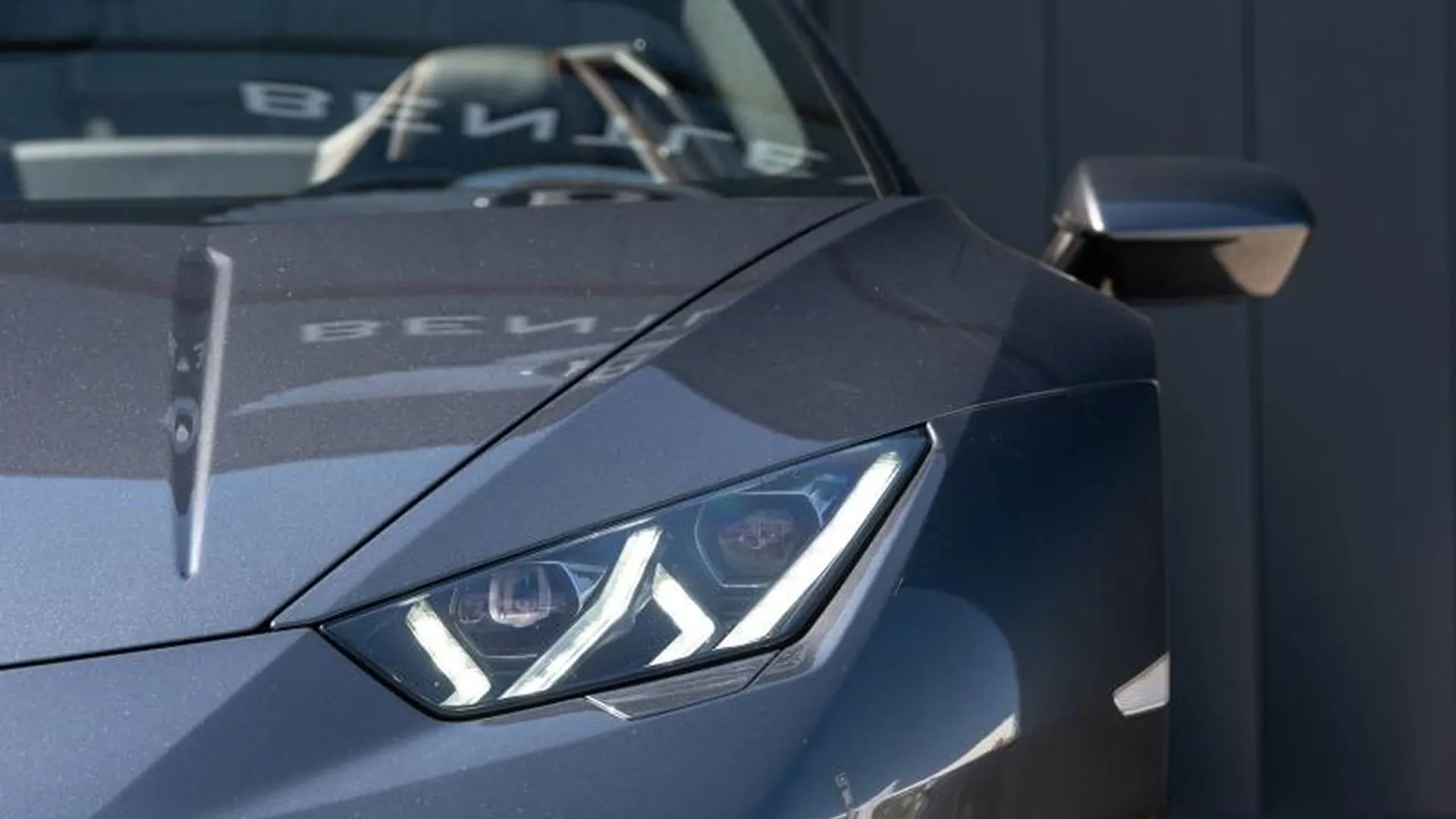 Lamborghini Huracan — photo 14