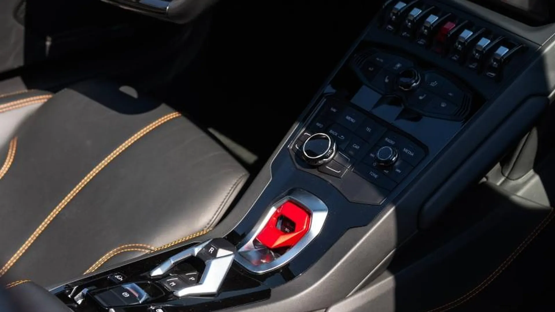 Lamborghini Huracan — photo 34