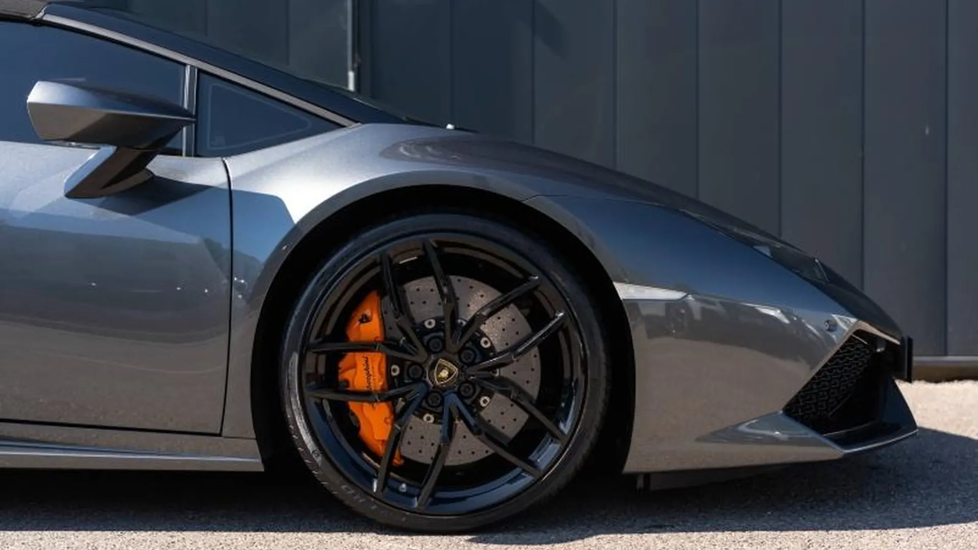 Lamborghini Huracan — photo 6