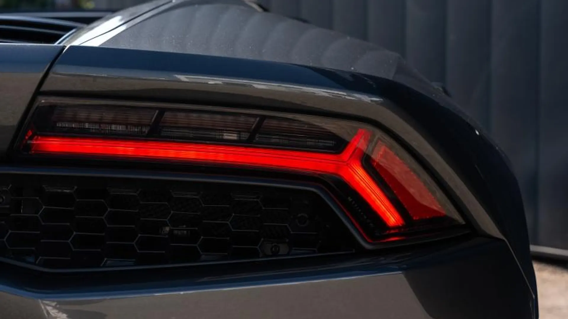 Lamborghini Huracan — photo 9