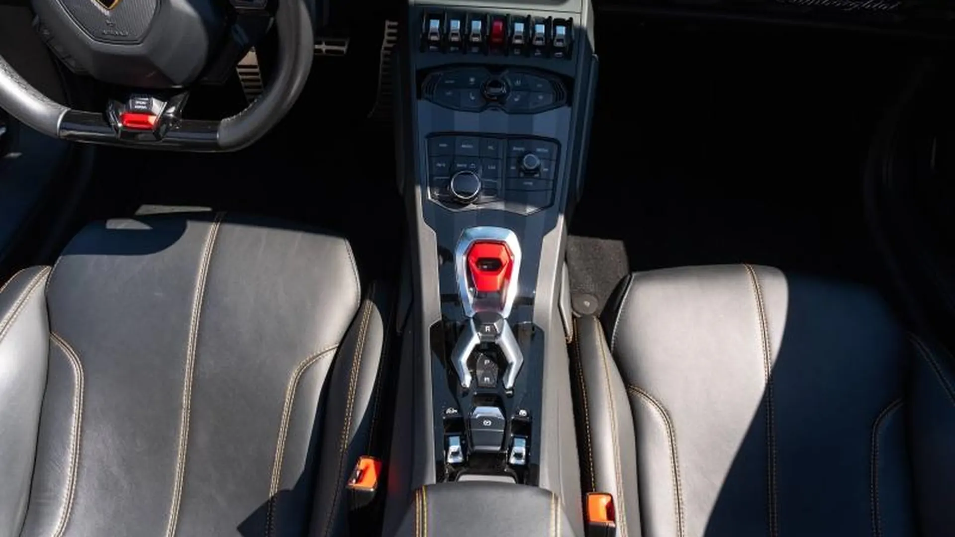 Lamborghini Huracan — photo 30
