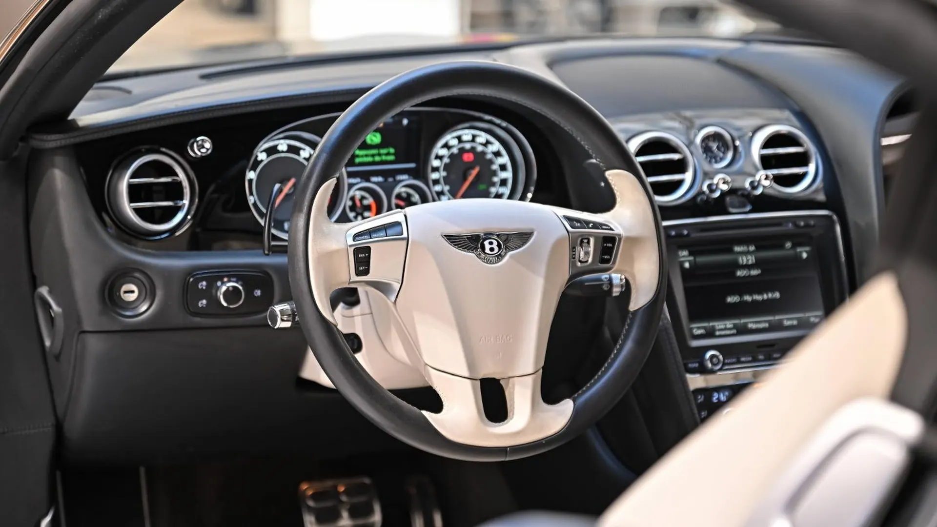Bentley Continental — photo 19