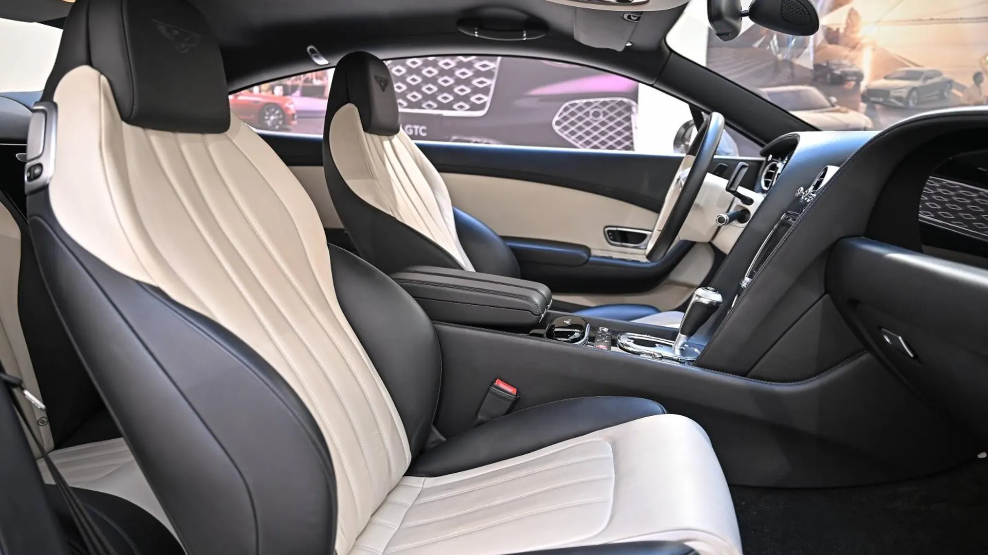 Bentley Continental — photo 15