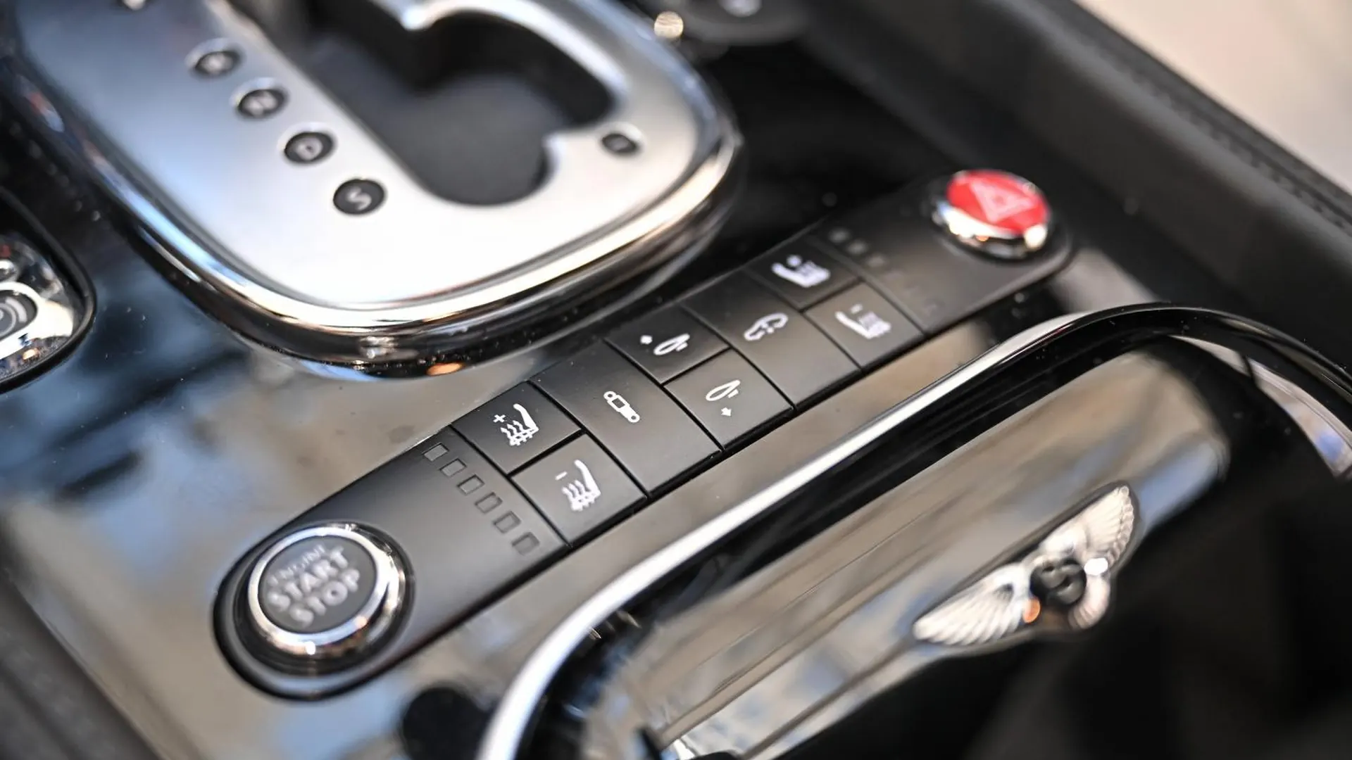 Bentley Continental — photo 30