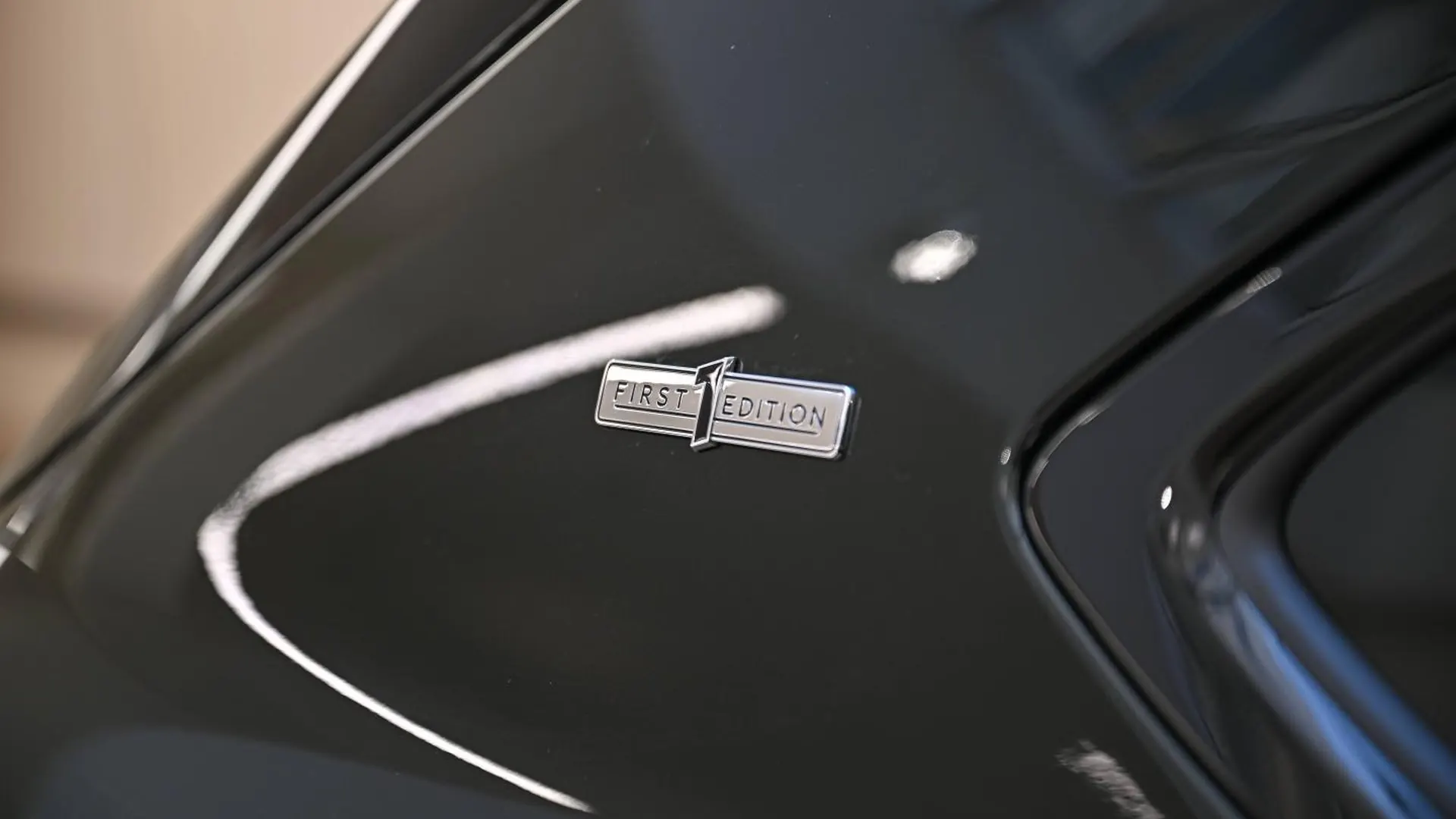 Bentley Bentayga — photo 14