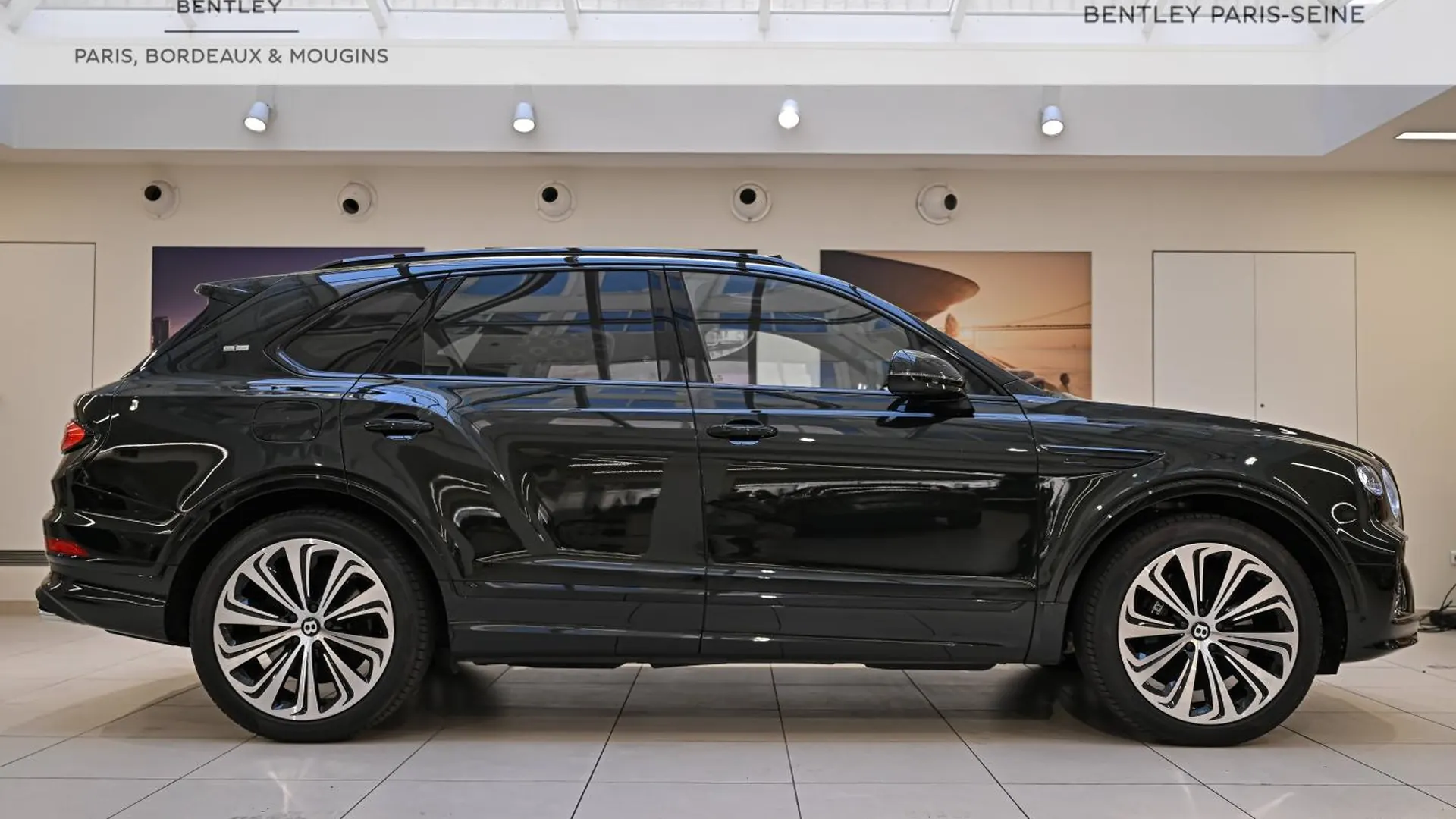 Bentley Bentayga — photo 3