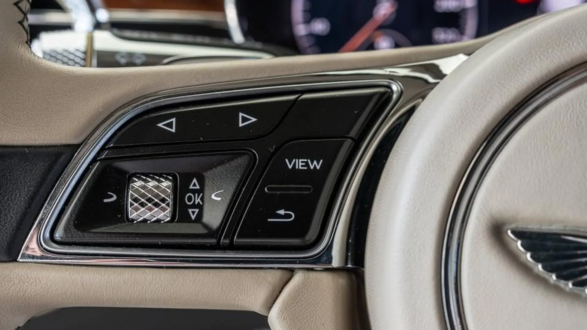 Bentley Continental — photo 40