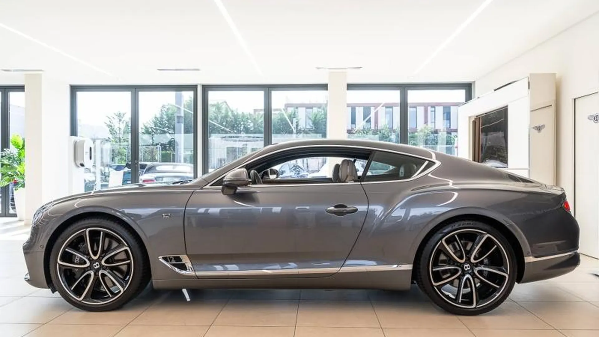 Bentley Continental — photo 3